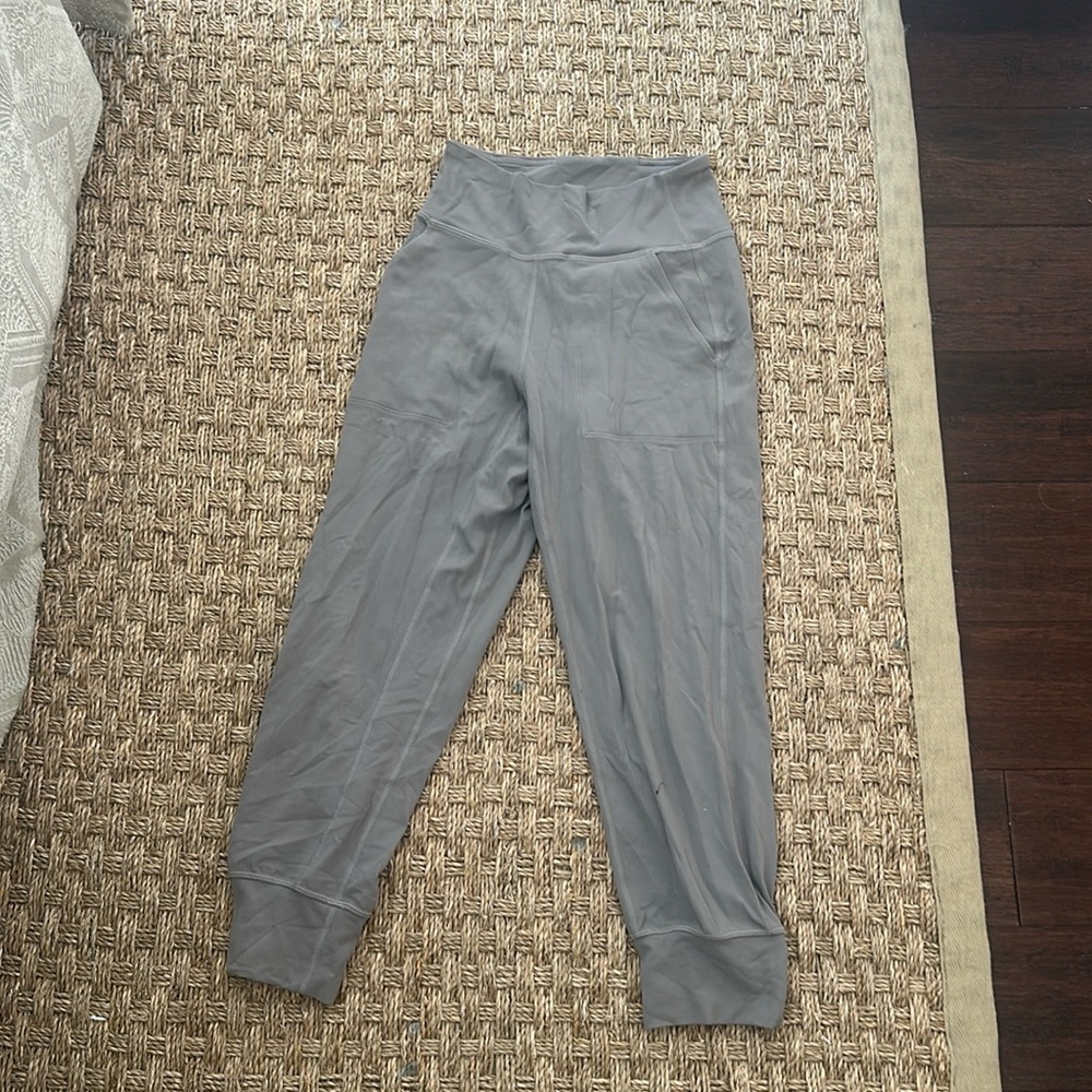 Lululemon align cropped joggers